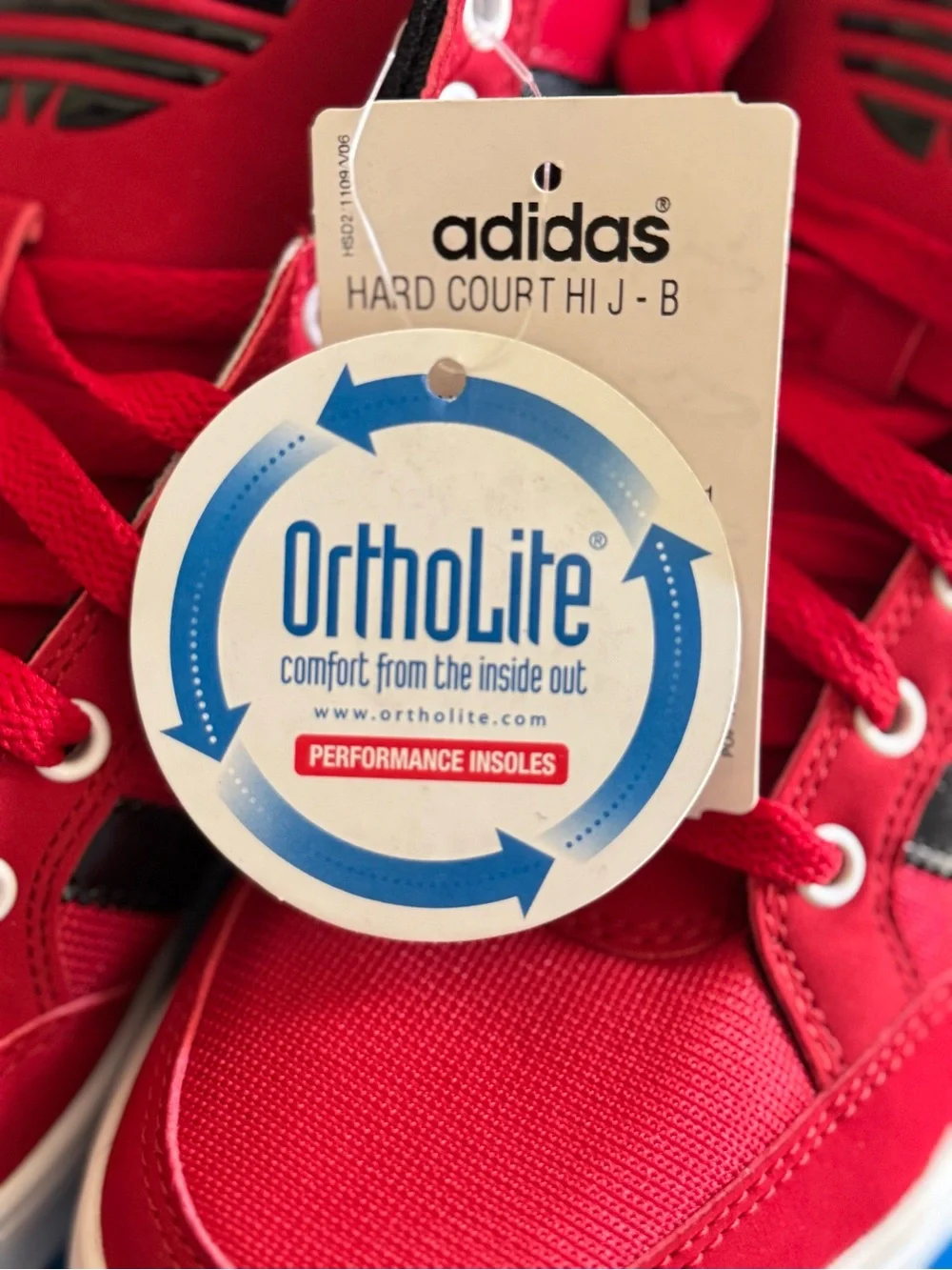 Adidas Originals Hard Court Hi J Red Black High Top Sneakers US 6 - NIB